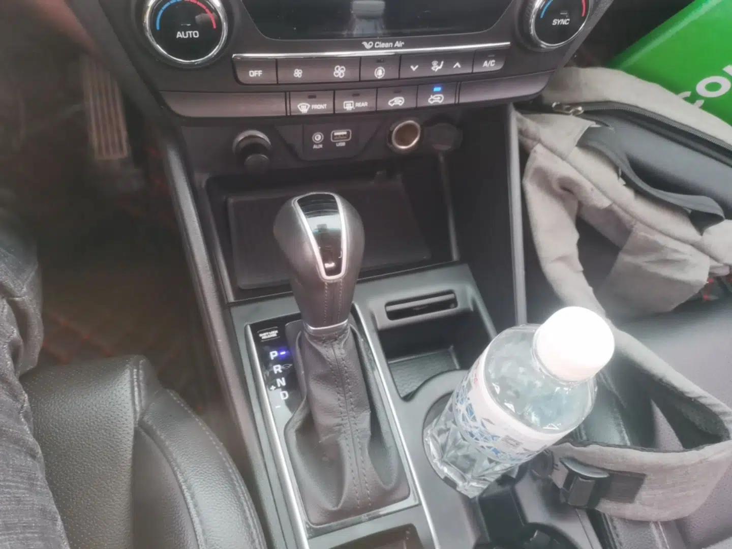 Hyundai Tucson 2015 1.6T Dual-Clutch Two-Wheel-Drive Smart Model — миниатюра 16