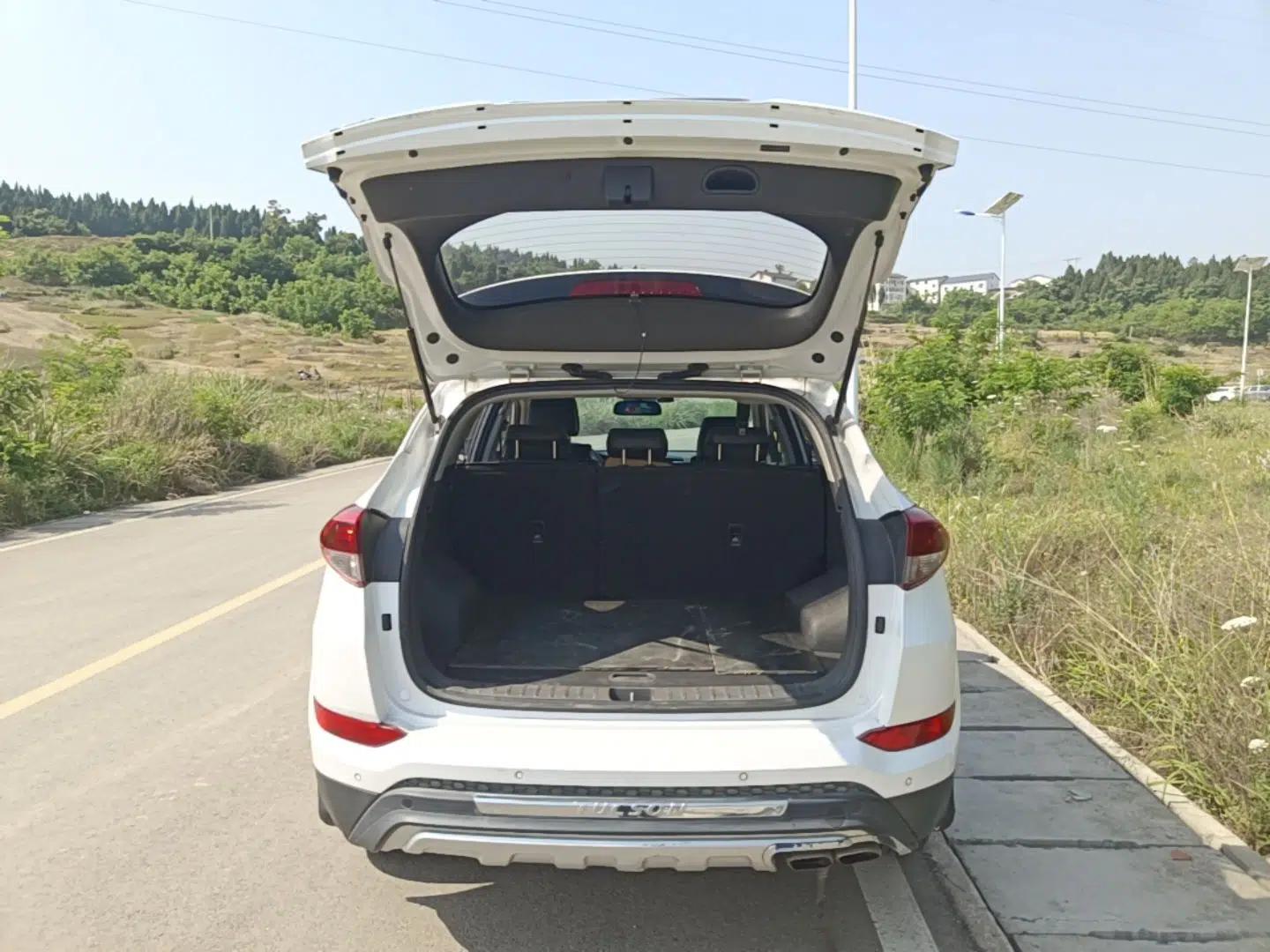 Hyundai Tucson 2015 1.6T Dual-Clutch Two-Wheel-Drive Smart Model — миниатюра 22