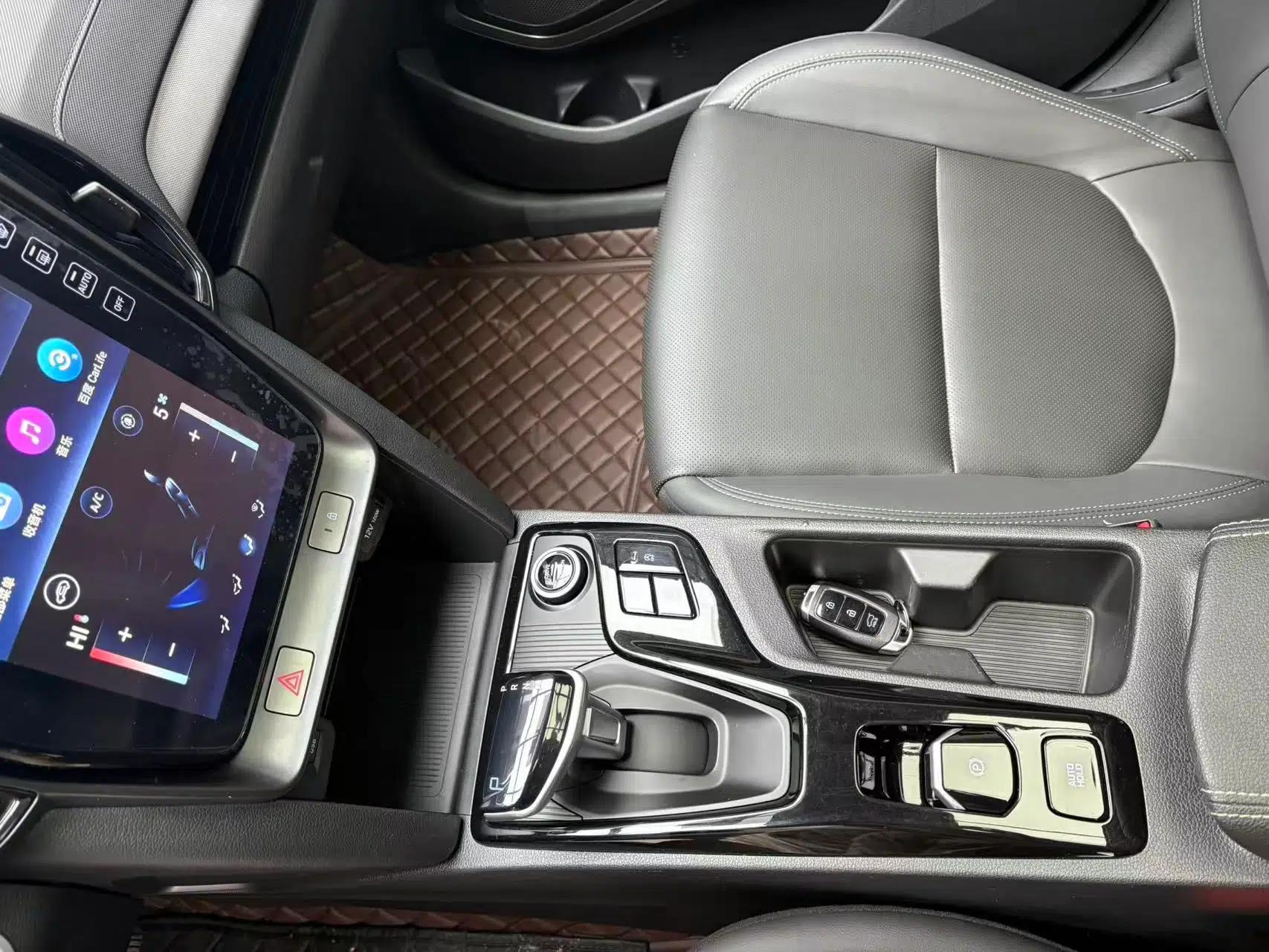 Hyundai ix35 2021 2.0L Automatic 2WD GLS Leading Edition — миниатюра 18