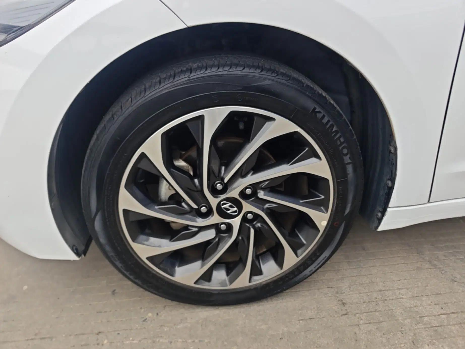 Hyundai Elantra (6th Generation / Lingdong) 2020 1.5L CVT Smart & Stylish – Elite Version — миниатюра 8
