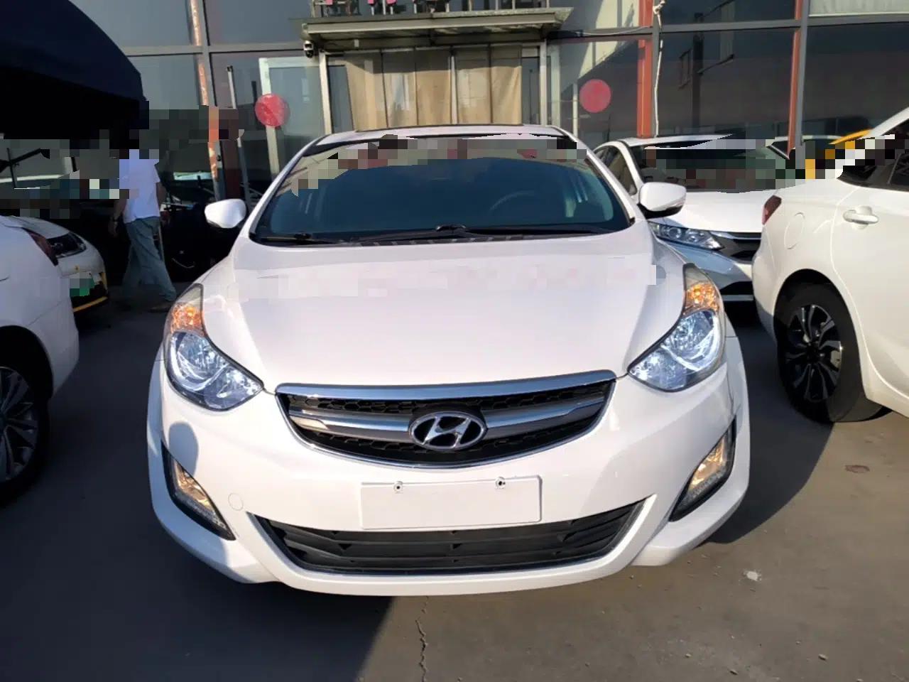 Hyundai Elantra (5th Generation / Langdong) 2015 1.6L Automatic Leading Model — миниатюра 2