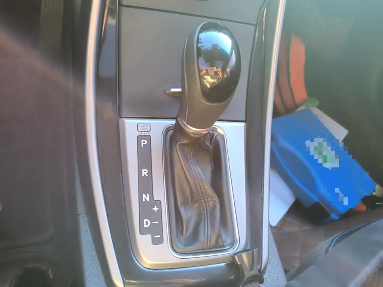 Hyundai Elantra (5th Generation / Langdong) 2015 1.6L Automatic Leading Model — миниатюра 17