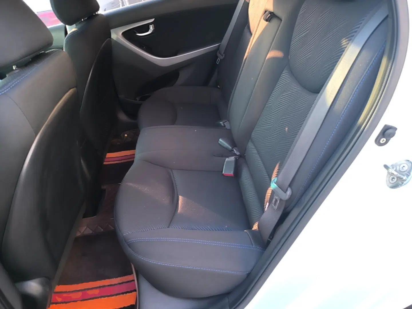 Hyundai Elantra (5th Generation / Langdong) 2015 1.6L Automatic Leading Model — миниатюра 20