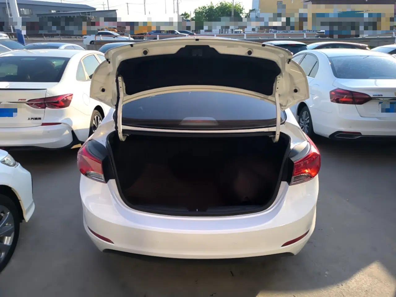 Hyundai Elantra (5th Generation / Langdong) 2015 1.6L Automatic Leading Model — миниатюра 22