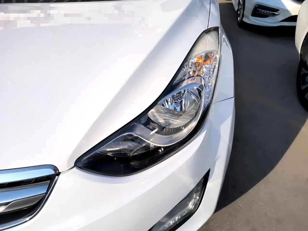 Hyundai Elantra (5th Generation / Langdong) 2015 1.6L Automatic Leading Model — миниатюра 9