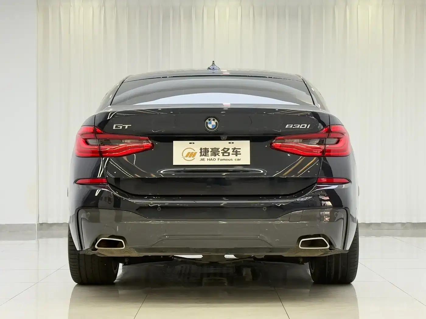 2022 BMW 6 Series GT 630i M Sport Package — миниатюра 12