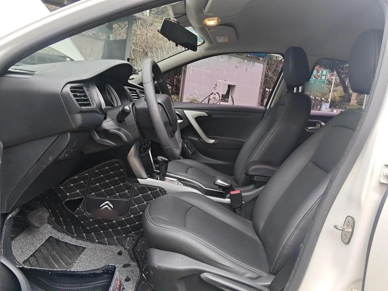 Citroen C3-XR 2017 1.6L Automatic Fashion Model — миниатюра 16