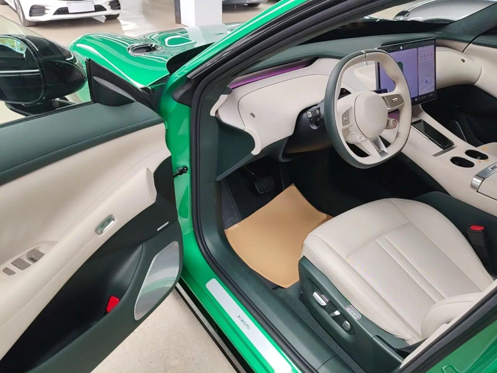 Xiaomi Auto YU7 2025 Ultra-Long Range High-Performance All-Wheel-Drive Max Edition — миниатюра 19