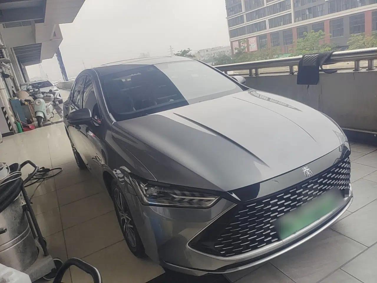 BYD Qin PLUS 2021 DM-i 55KM Flagship Model — миниатюра 6