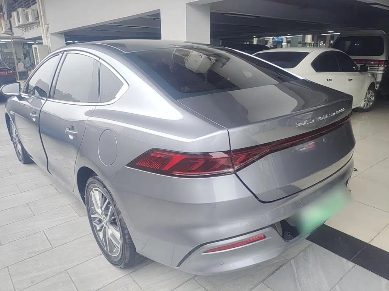 BYD Qin PLUS 2021 DM-i 55KM Flagship Model — миниатюра 7