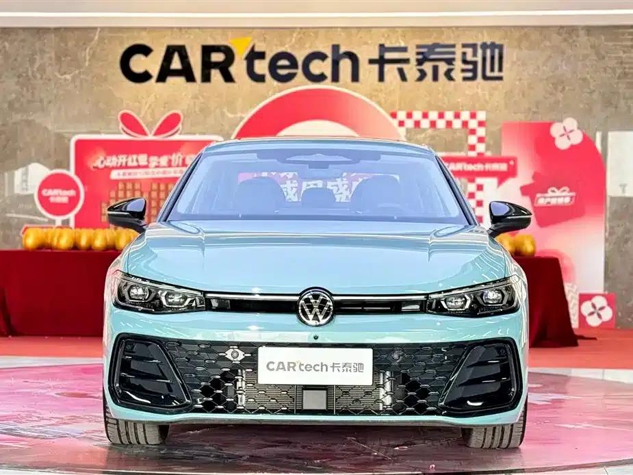 2025 Passat Pro 380TSI Starry Dragon Edition — миниатюра 4