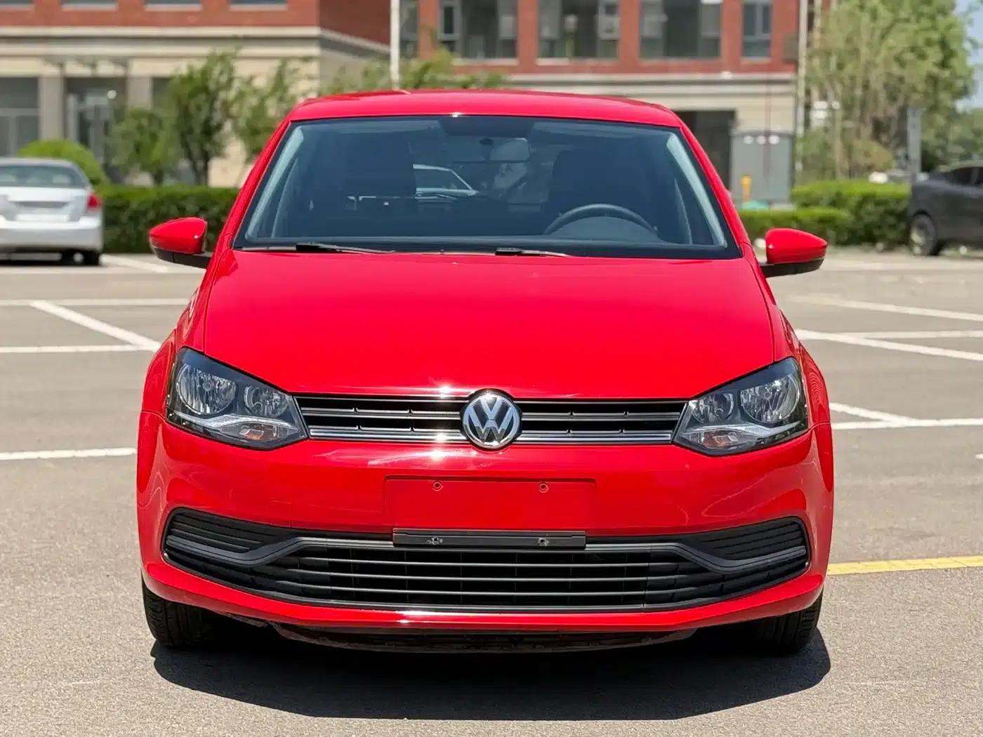 2016 Polo 1.4L Automatic Fashion Edition — миниатюра 2