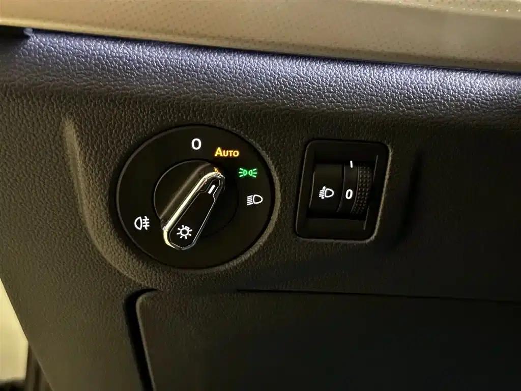 2026 Volkswagen Bora 200TSI DSG Joyful Navigation Edition — миниатюра 31