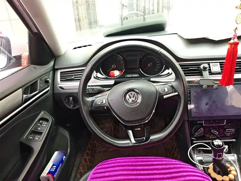 2018 Volkswagen Bora 1.5L Manual Comfort Model — миниатюра 3