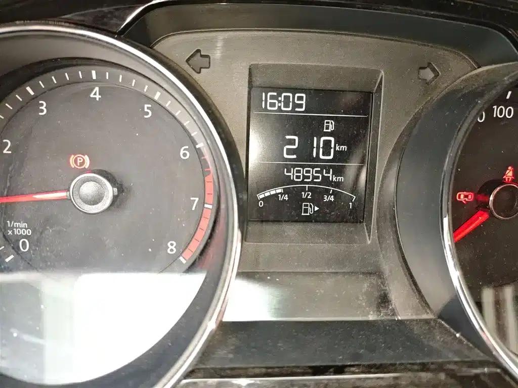 2018 Volkswagen Bora 1.5L Manual Comfort Model — миниатюра 5