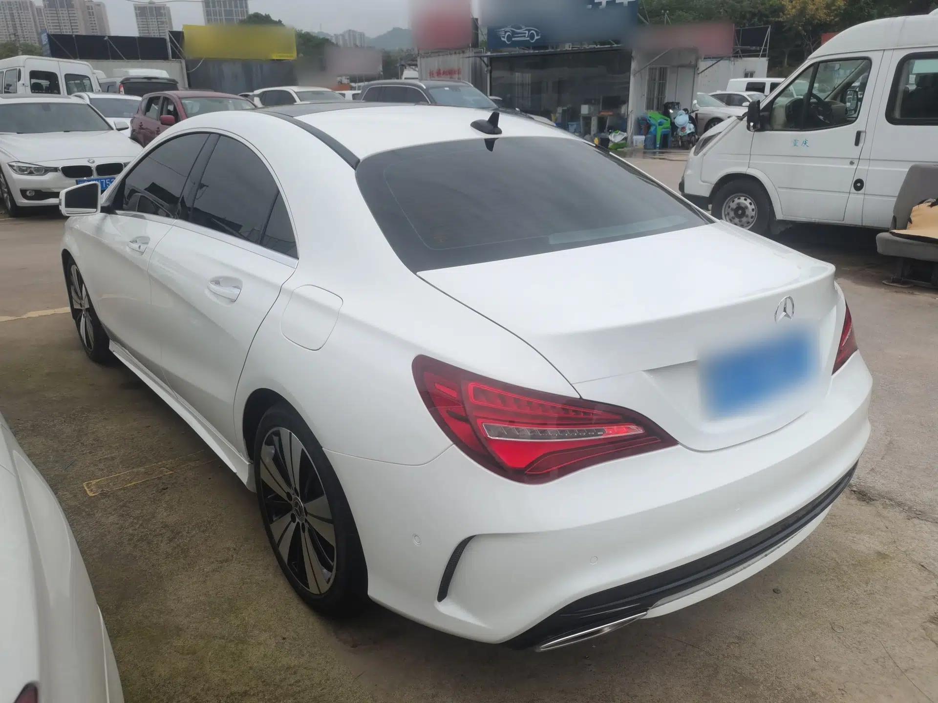 Mercedes-Benz CLA 2018 CLA 200 Style Edition — миниатюра 4