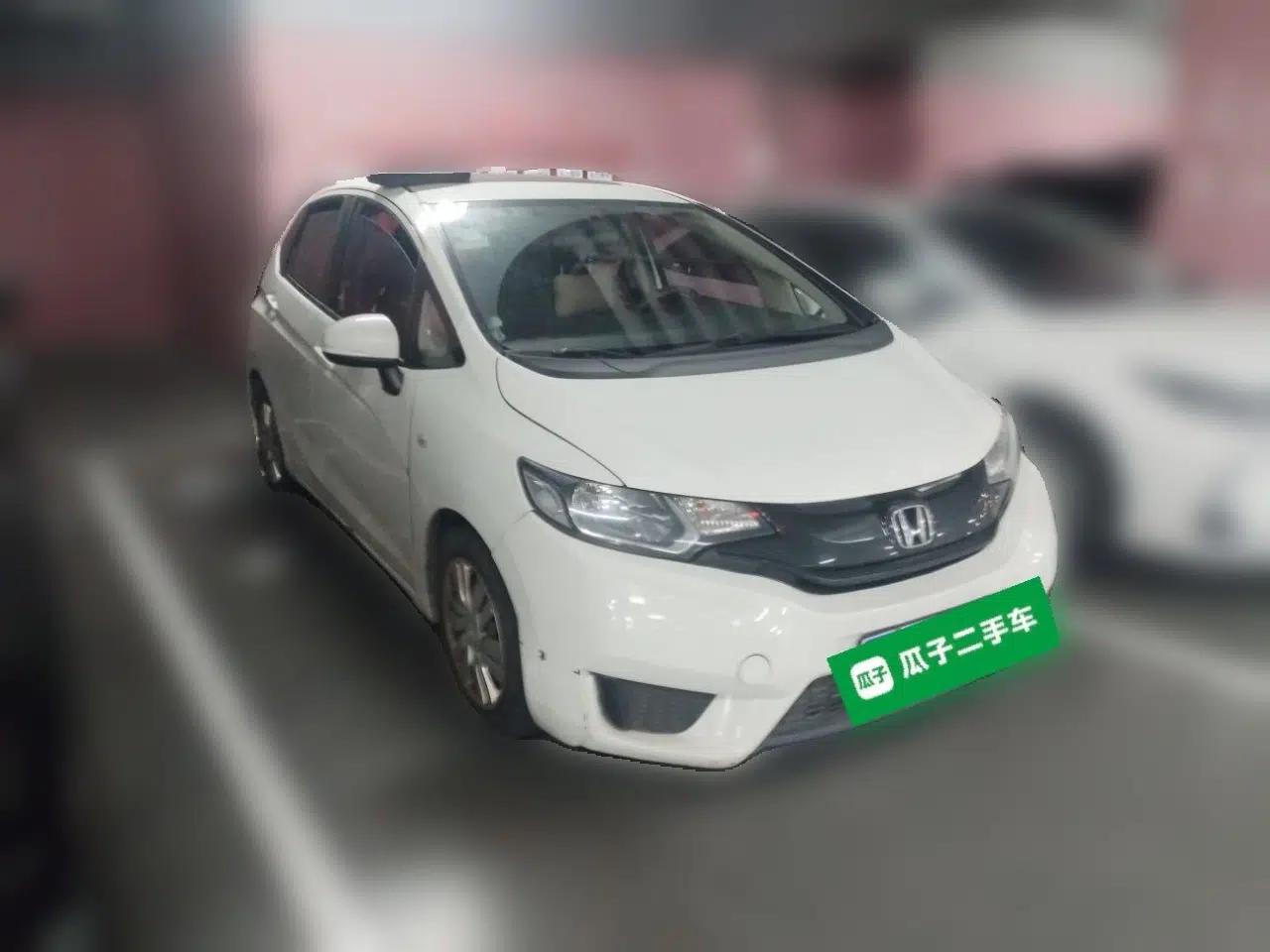 Honda Fit 2016 1.5L LXS CVT Comfort Sunroof Version — миниатюра 3