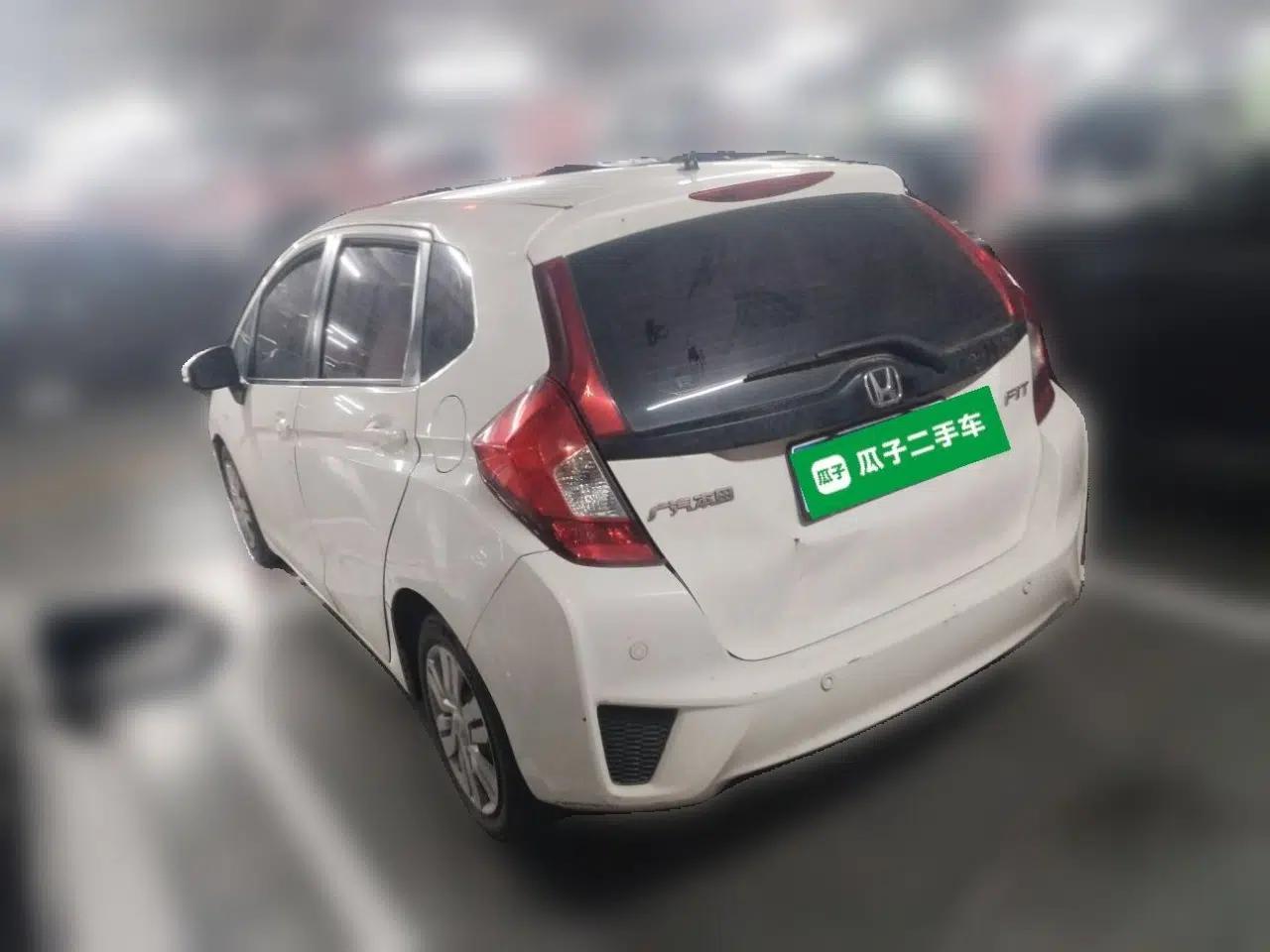 Honda Fit 2016 1.5L LXS CVT Comfort Sunroof Version — миниатюра 4