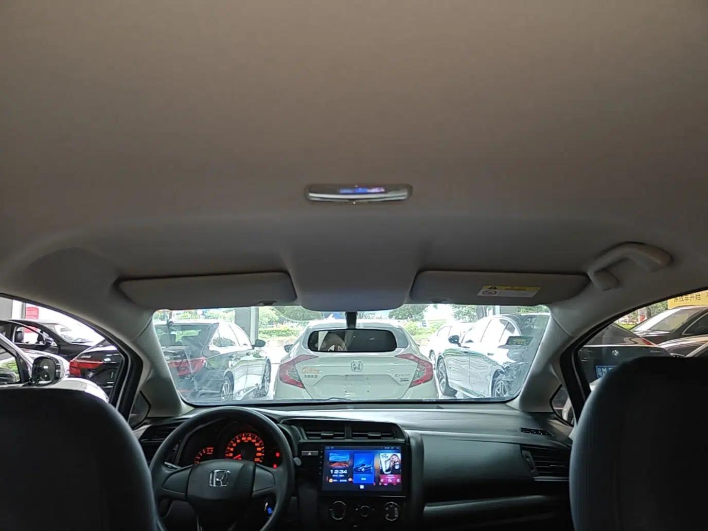 Honda Fit 2018 1.5L CVT Comfort Version — миниатюра 21