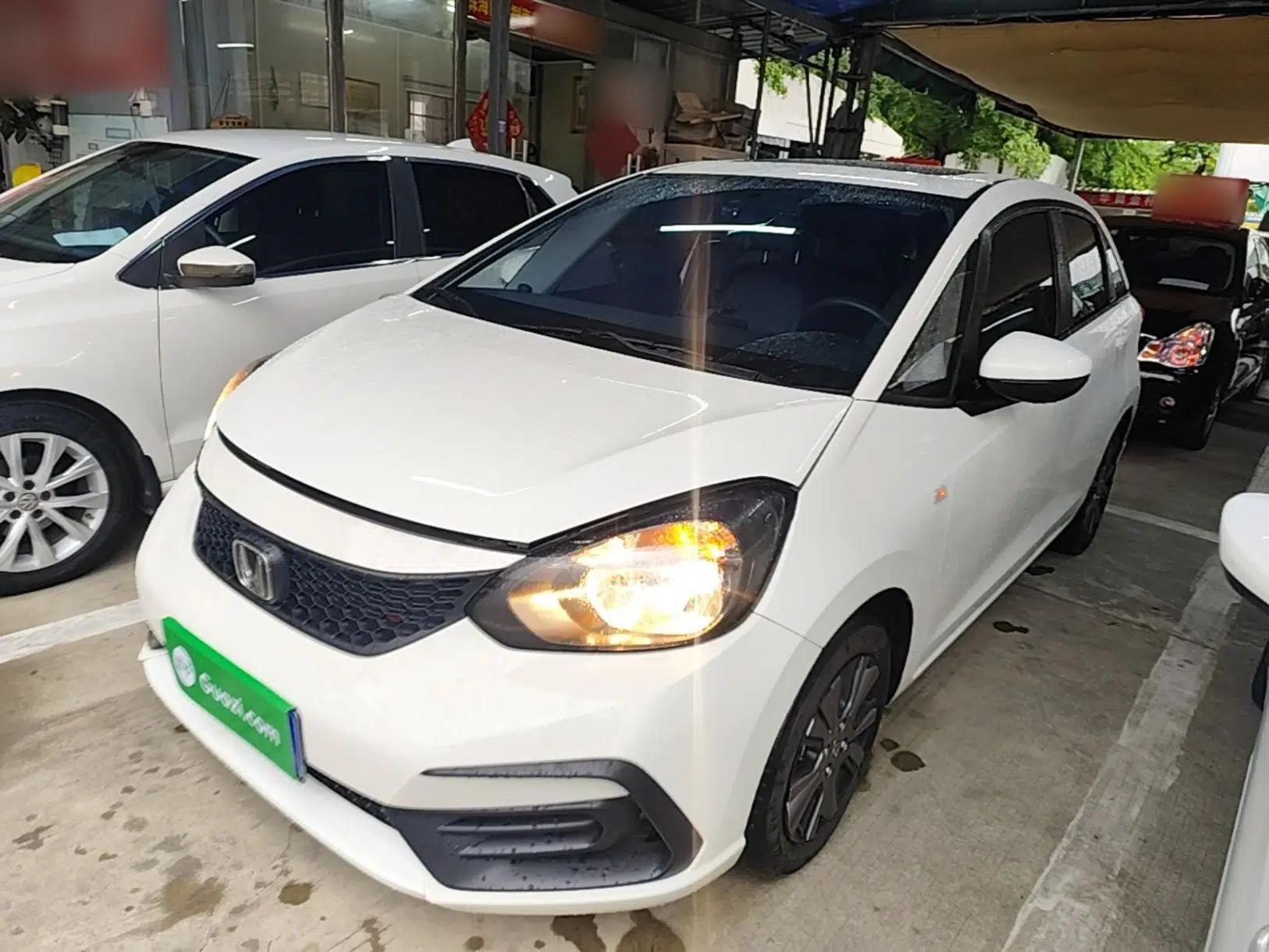 Honda Fit 2021 1.5L CVT Trendy Edition — миниатюра 1