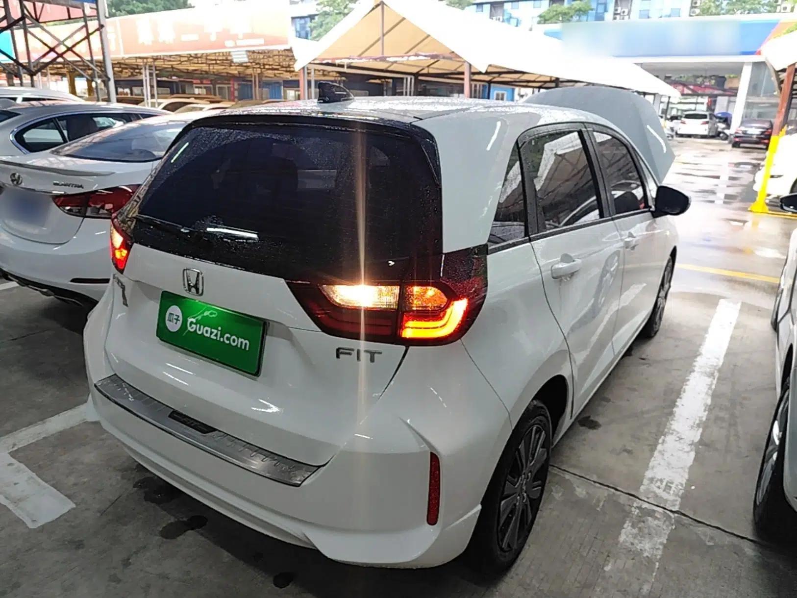 Honda Fit 2021 1.5L CVT Trendy Edition — миниатюра 6