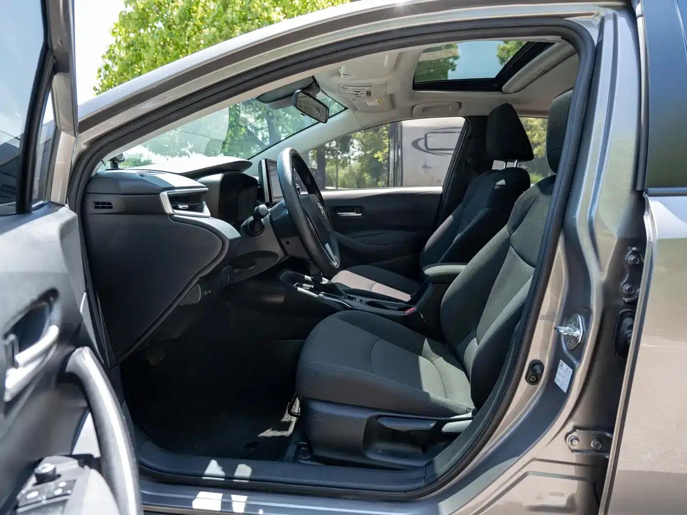 2021 Toyota Corolla 1.2T S-CVT Elite Edition — миниатюра 6