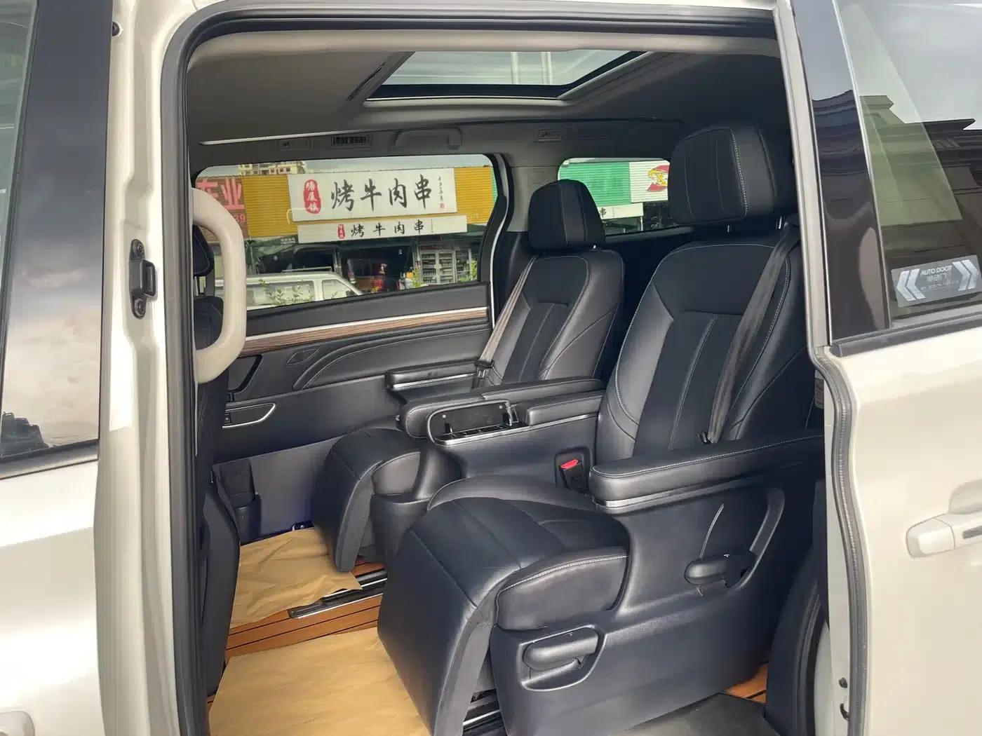 Trumpchi M8 2021 Leading Series 390T Premium Edition — миниатюра 10