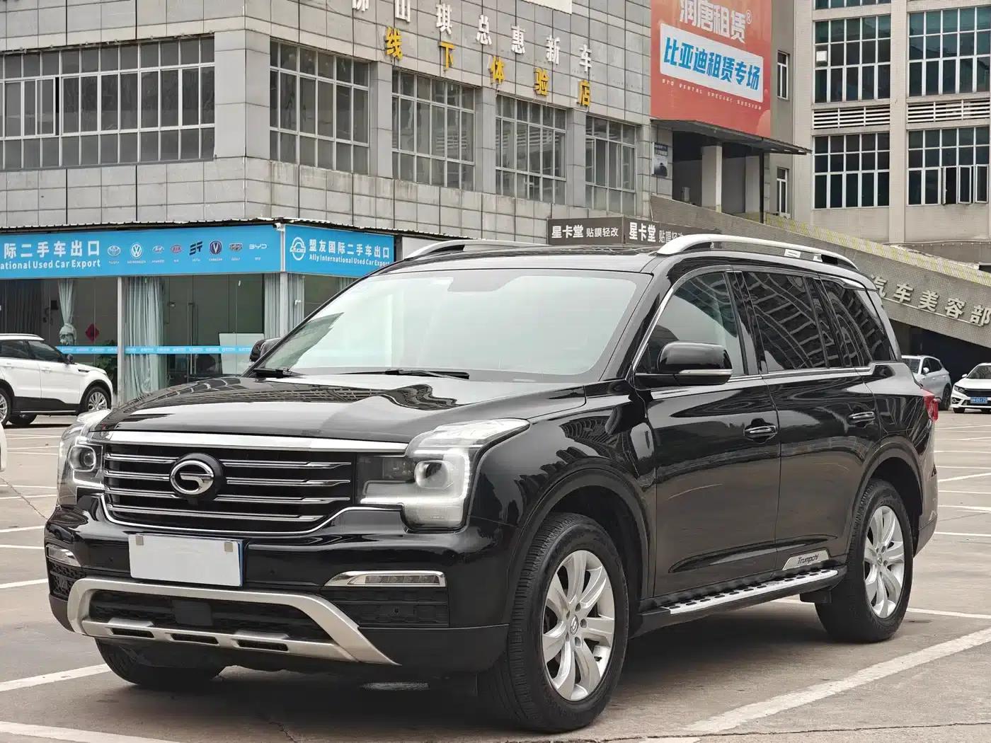 Trumpchi GS8 2017 320T 2WD Luxury Edition (7-seater) — миниатюра 1