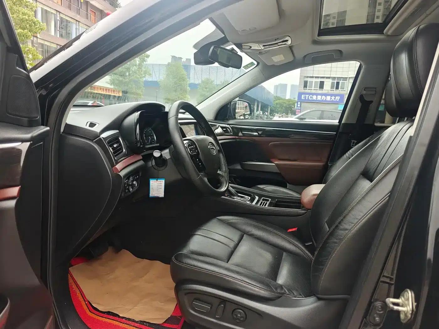 Trumpchi GS8 2017 320T 2WD Luxury Edition (7-seater) — миниатюра 4