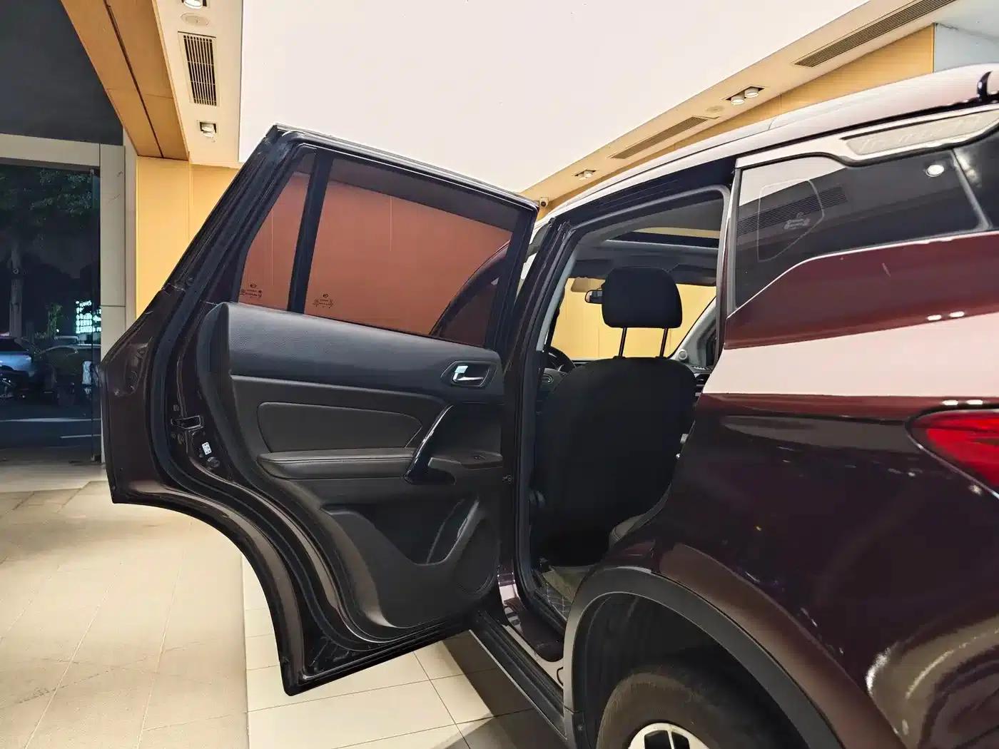 Trumpchi GS4 2015 200T G-DCT Elite Edition — миниатюра 20