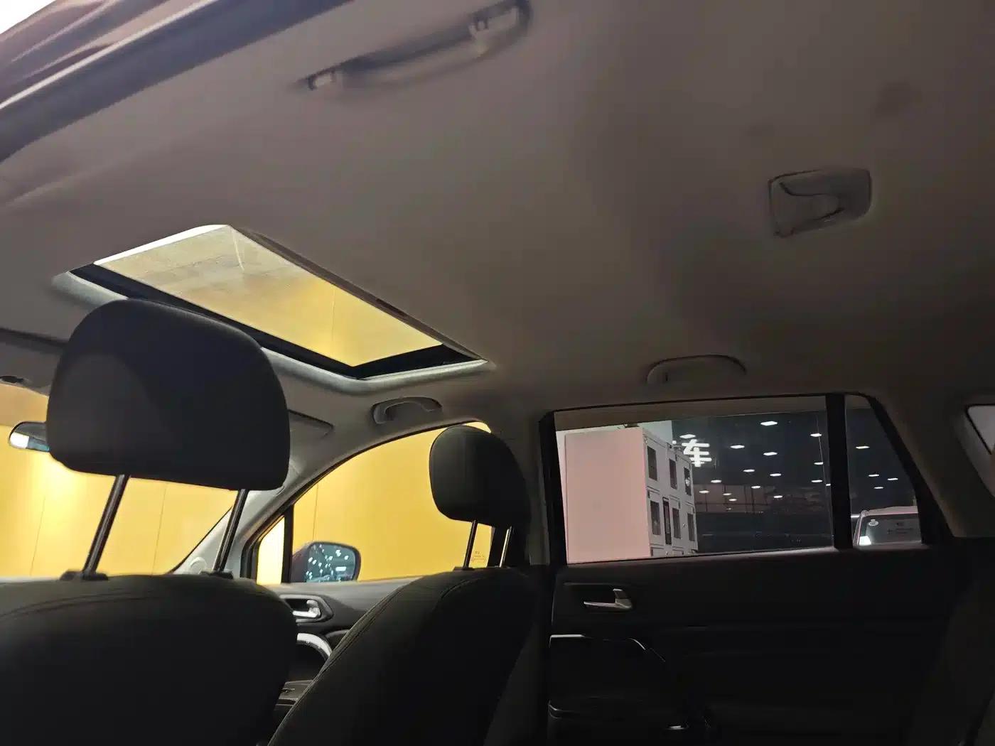 Trumpchi GS4 2015 200T G-DCT Elite Edition — миниатюра 23