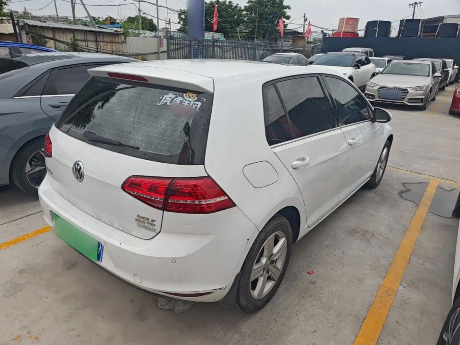 Volkswagen Golf 2016 230TSI Automatic Comfort Version — миниатюра 4