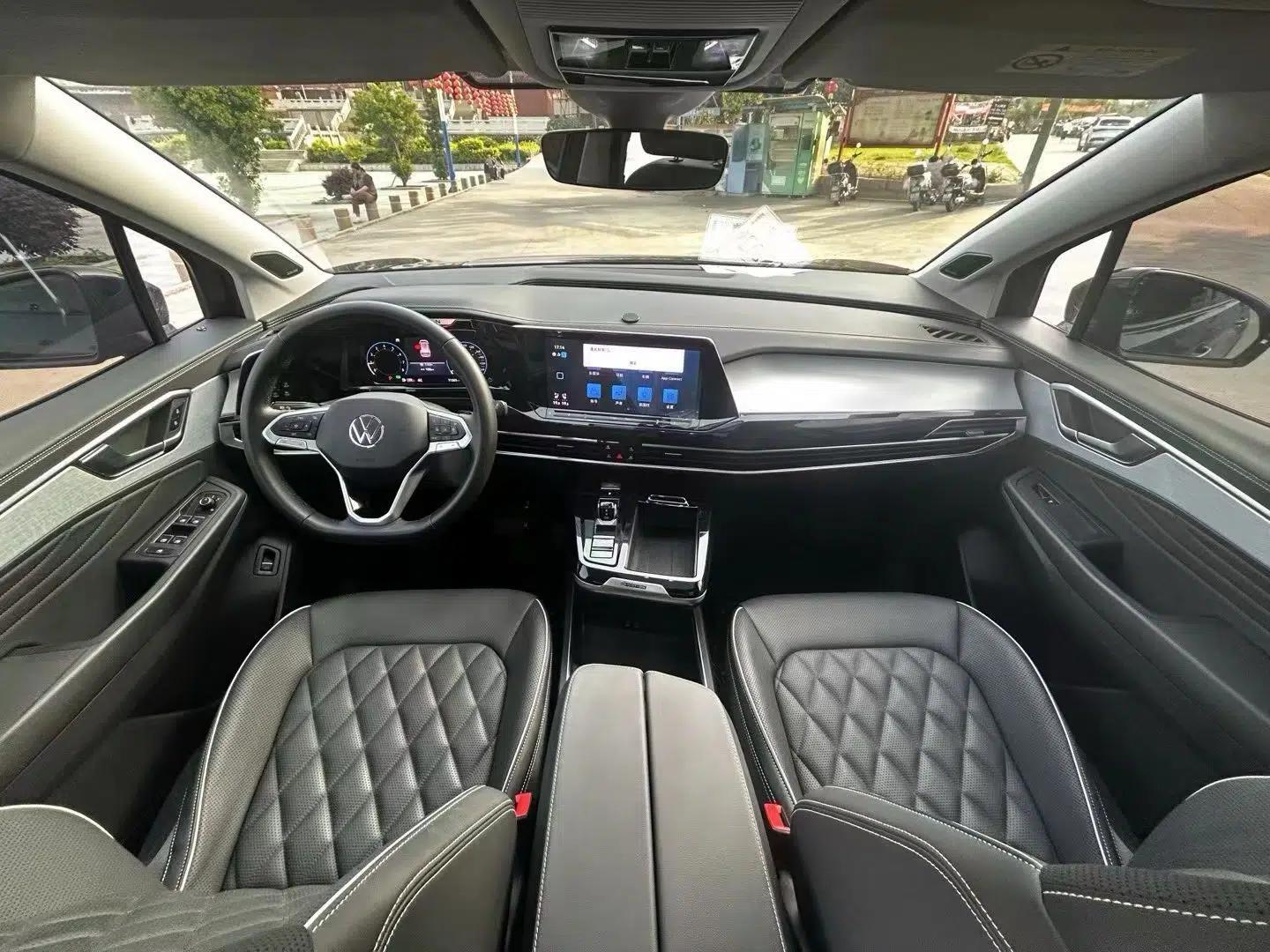 Volkswagen Talagon 2024 530TSI Four-Wheel-Drive Flagship Shengjing Edition Pro 7-Seater — миниатюра 13