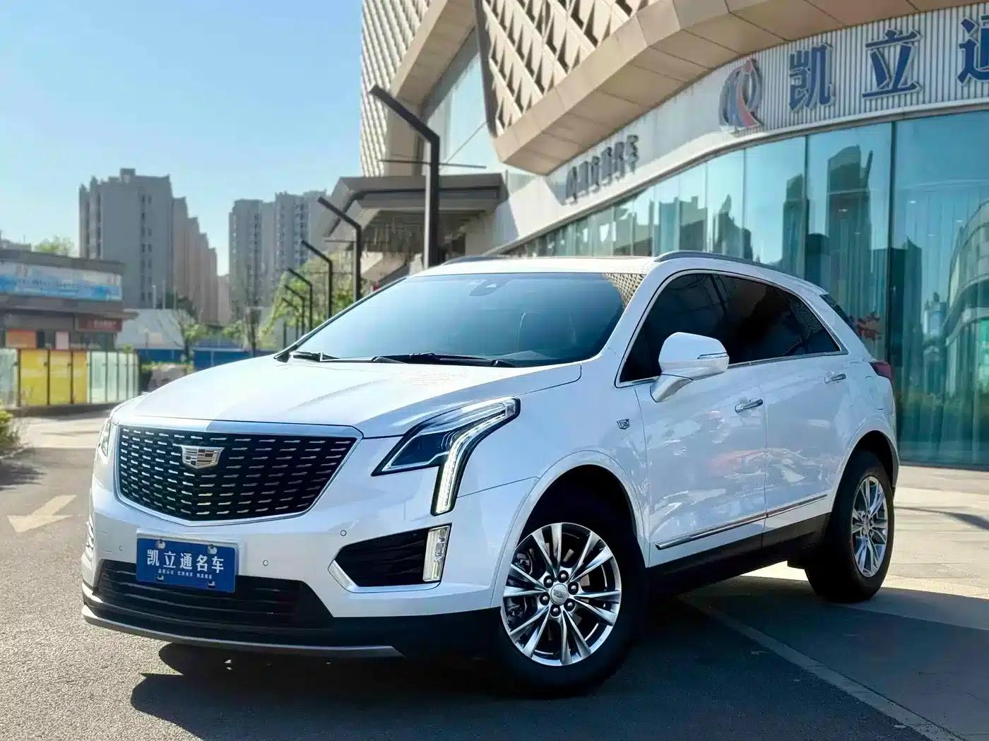 Cadillac XT5 2022 2.0T 2WD Luxury — миниатюра 1