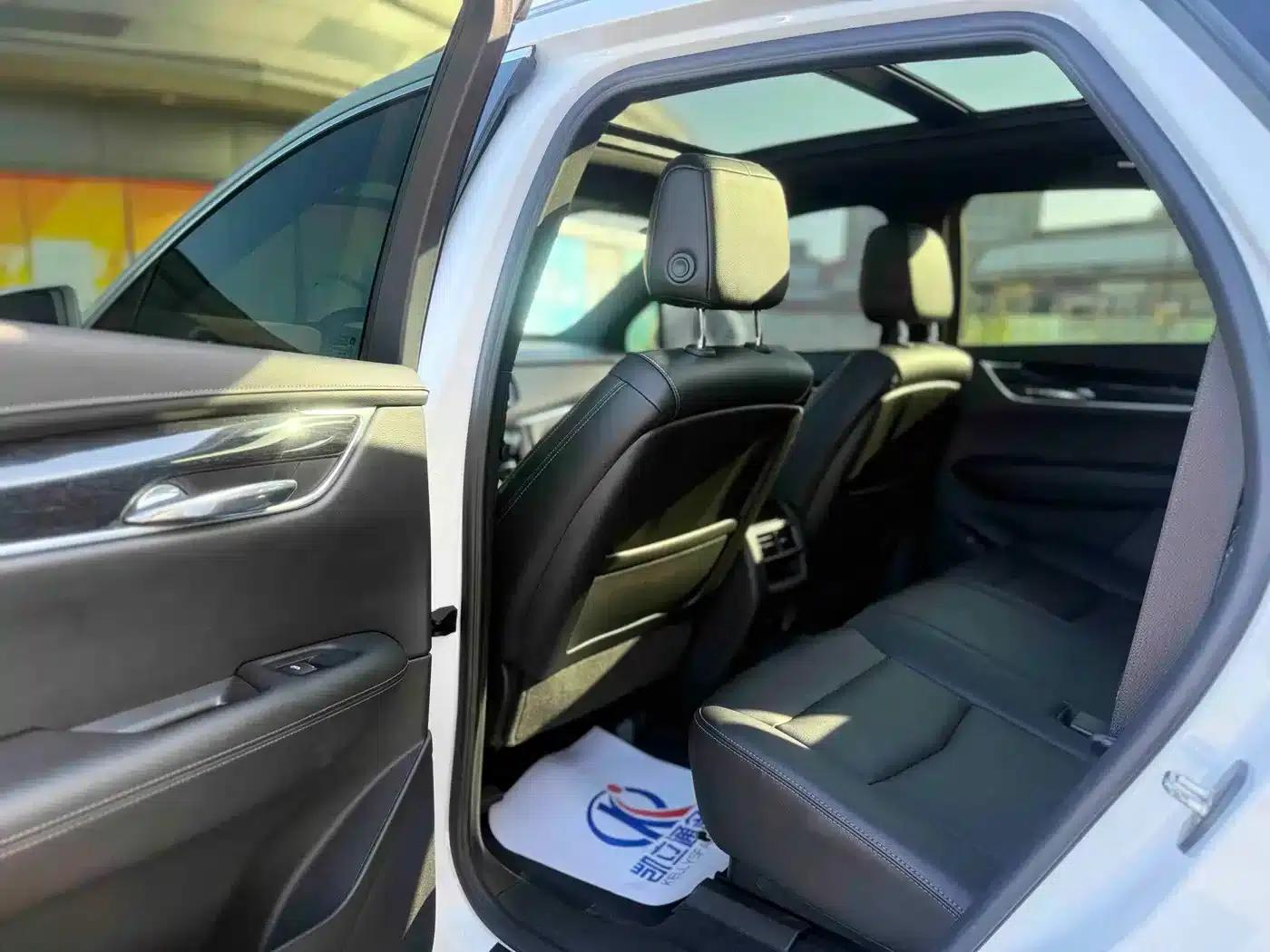 Cadillac XT5 2022 2.0T 2WD Luxury — миниатюра 11