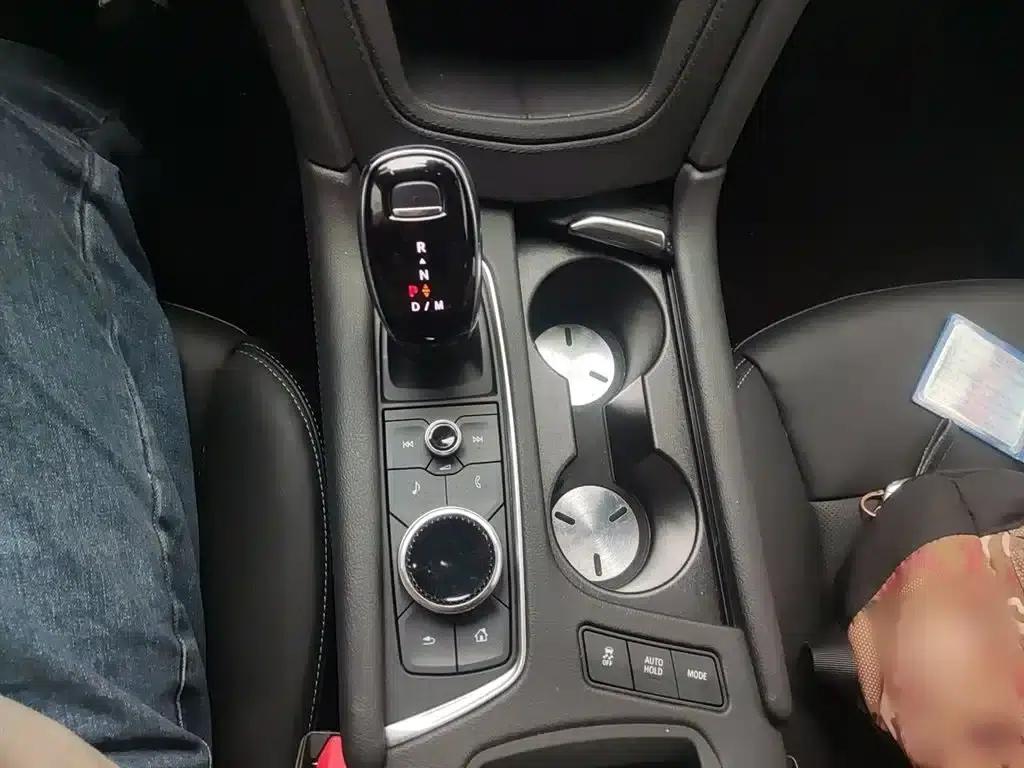 Cadillac XT5 2022 2.0T AWD Premium — миниатюра 7