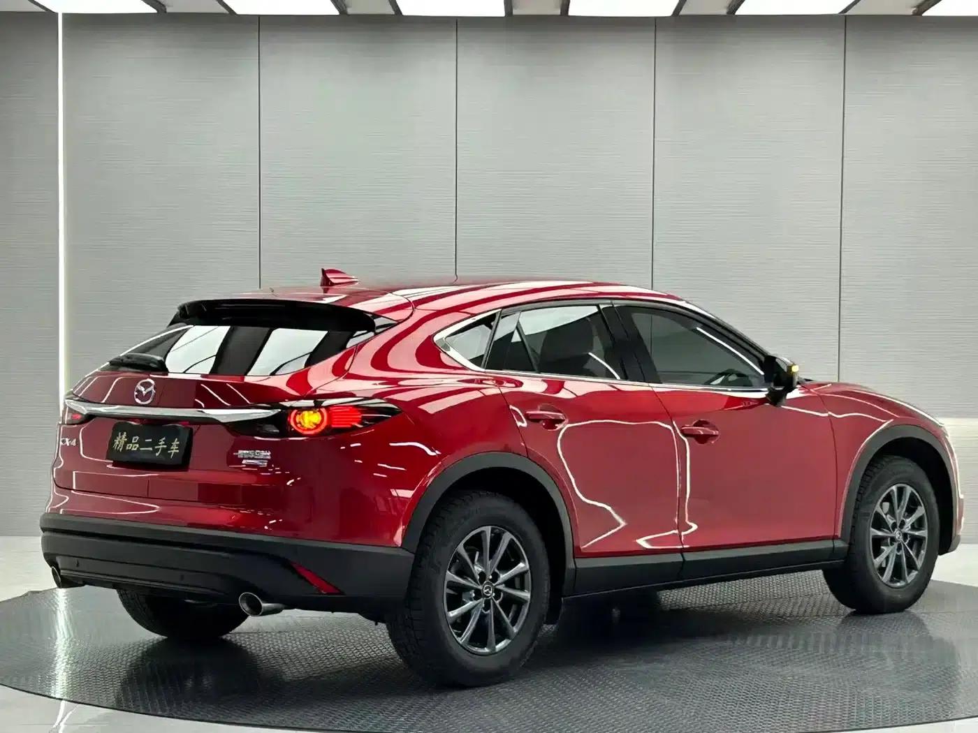Mazda CX-4 2021 2.0L Automatic 2WD Blue Sky Explorer Edition — миниатюра 5
