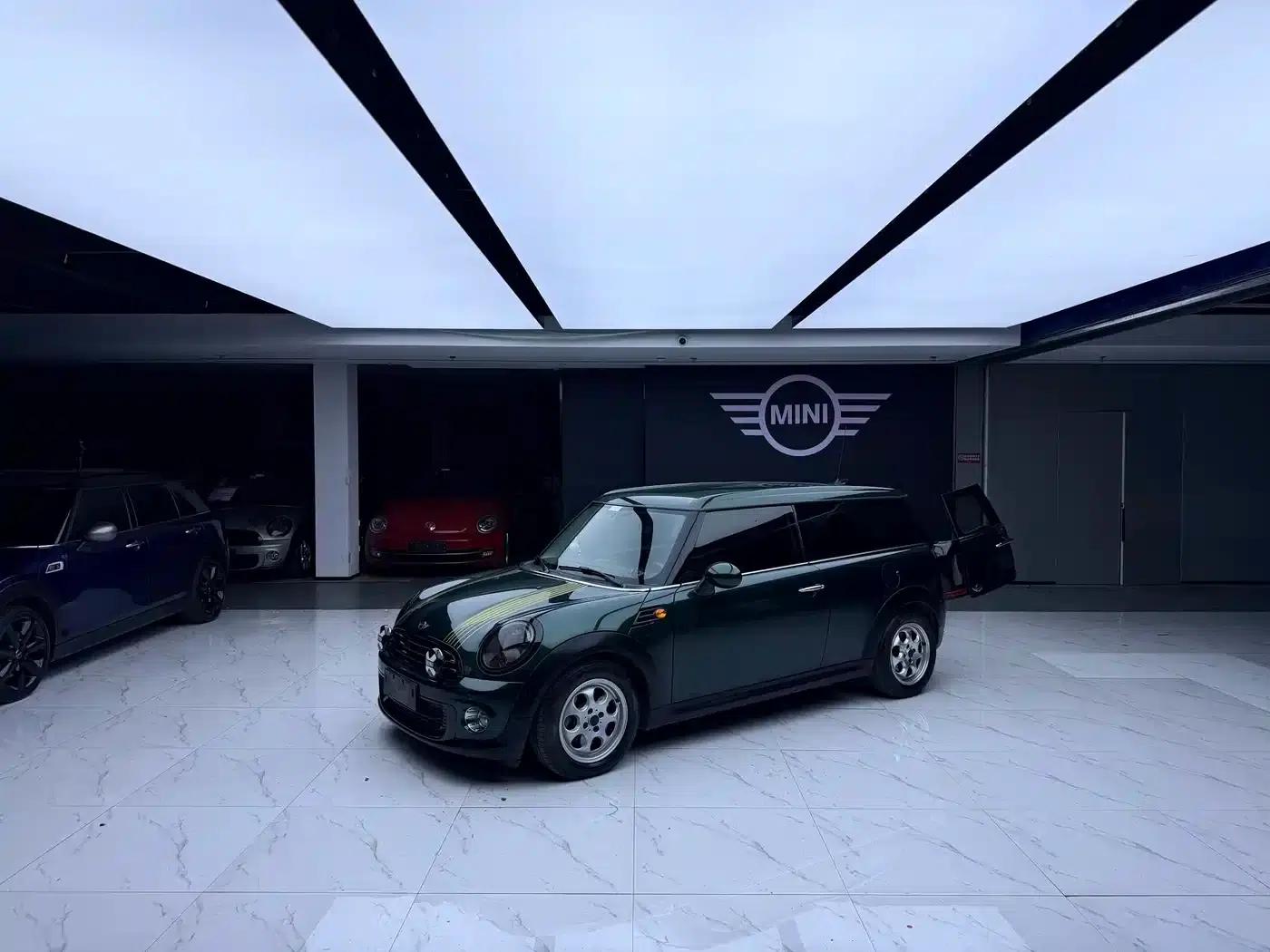 MINI CLUBMAN 2011 1.6L ONE — миниатюра 4