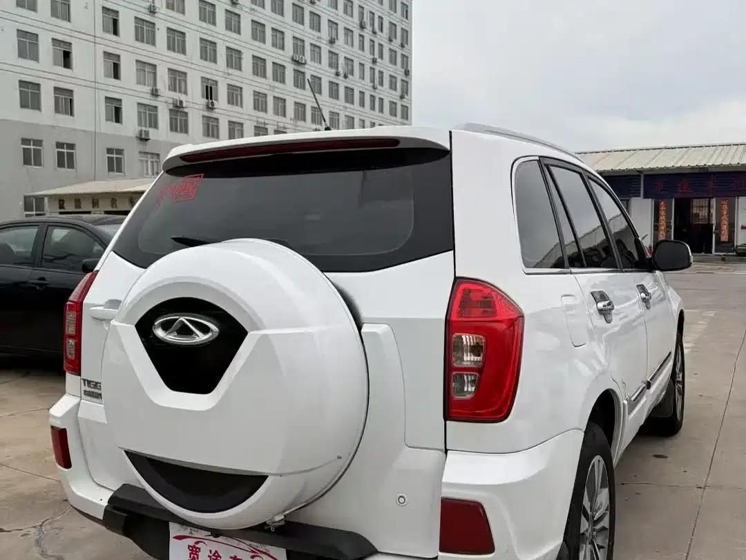 Chery Tiggo 3 2014 1.6L CVT Fashion Edition — миниатюра 9
