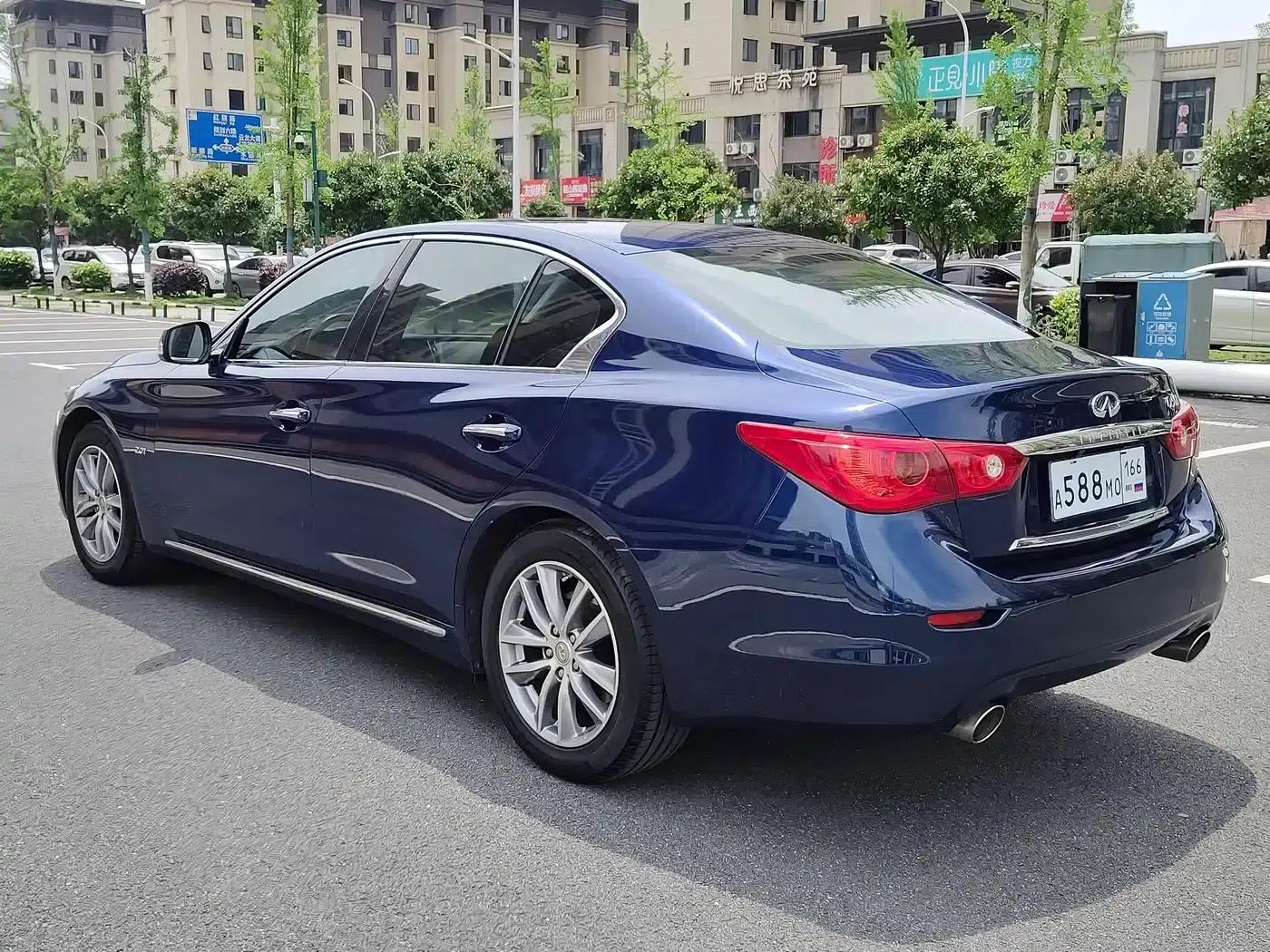 Infiniti Q50L 2016 2.0T Enjoy Edition — миниатюра 8