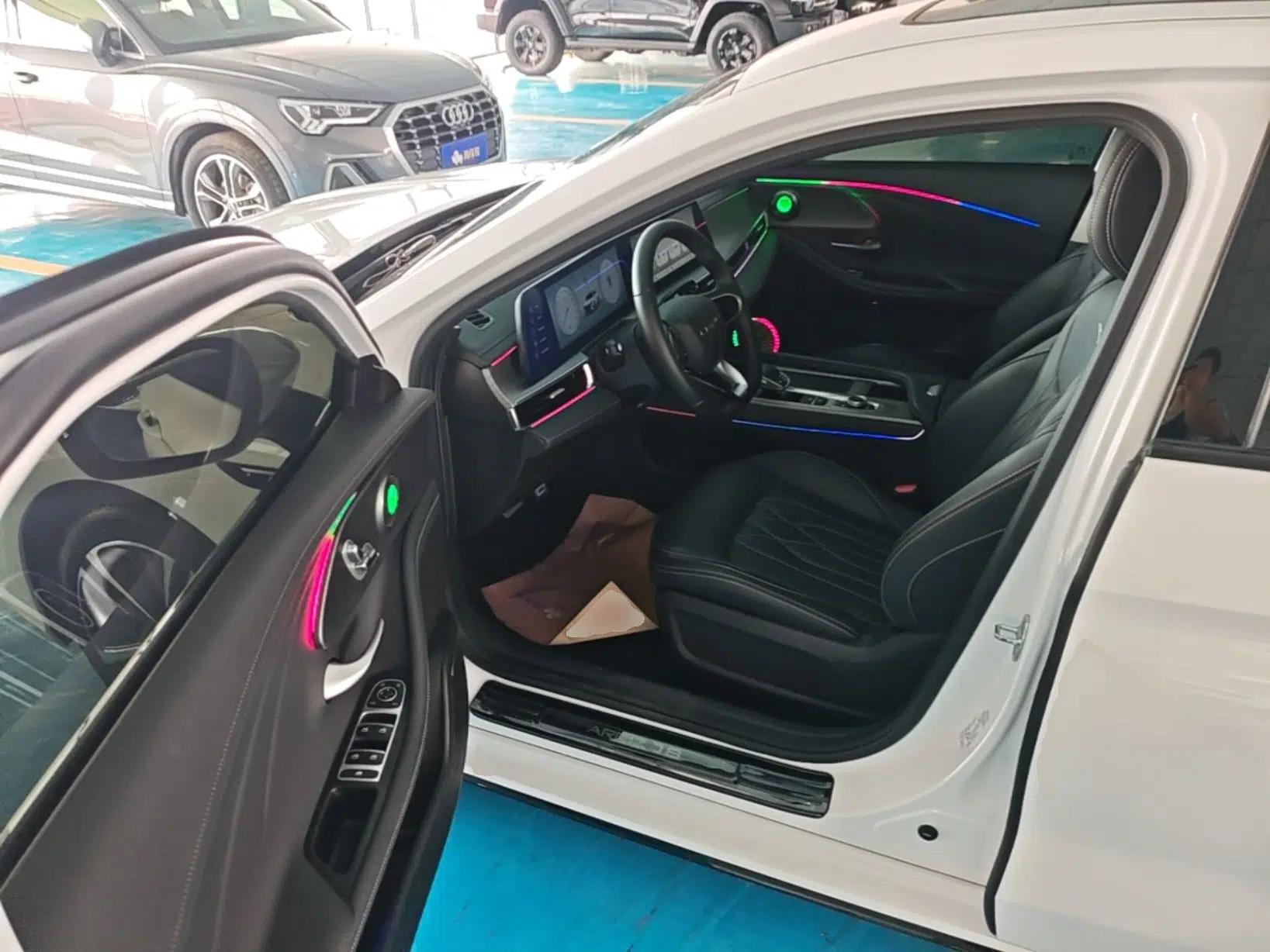 Chery Arrizo 8 2023 High-Performance Edition 2.0T DCT Chii — миниатюра 18