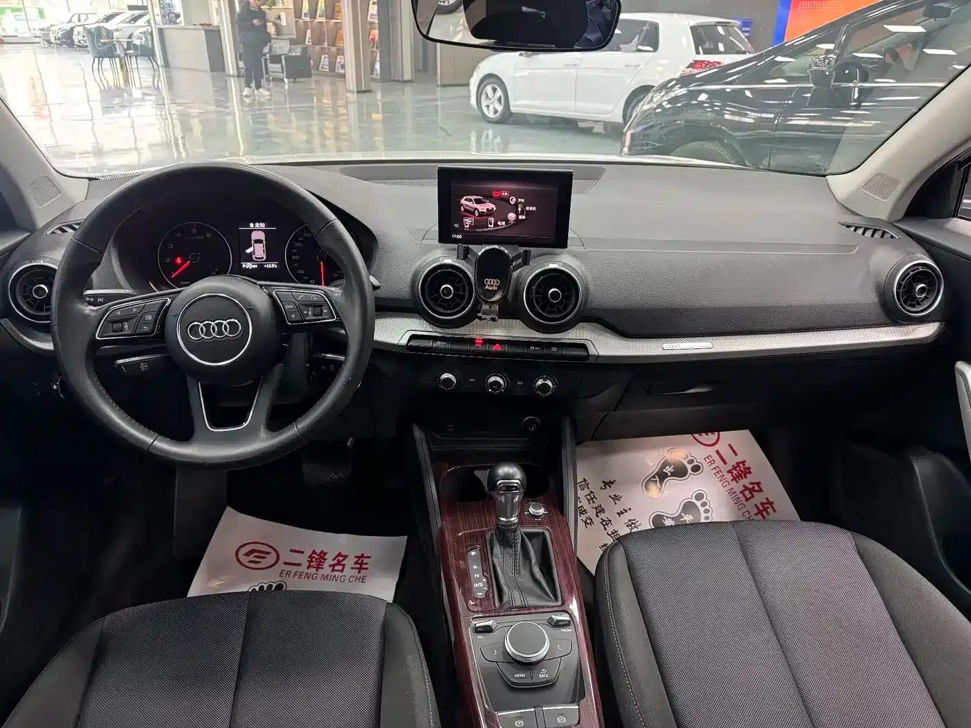 Audi Q2L 2020 35 TFSI Progressive Dynamic Edition — миниатюра 9