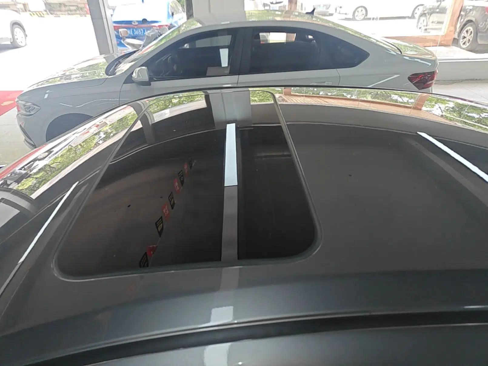 Nissan Sylphy 2023 1.6L CVT Enjoyment Edition — миниатюра 11