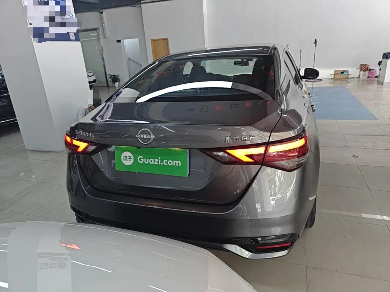 Nissan Sylphy 2023 1.6L CVT Enjoyment Edition — миниатюра 3
