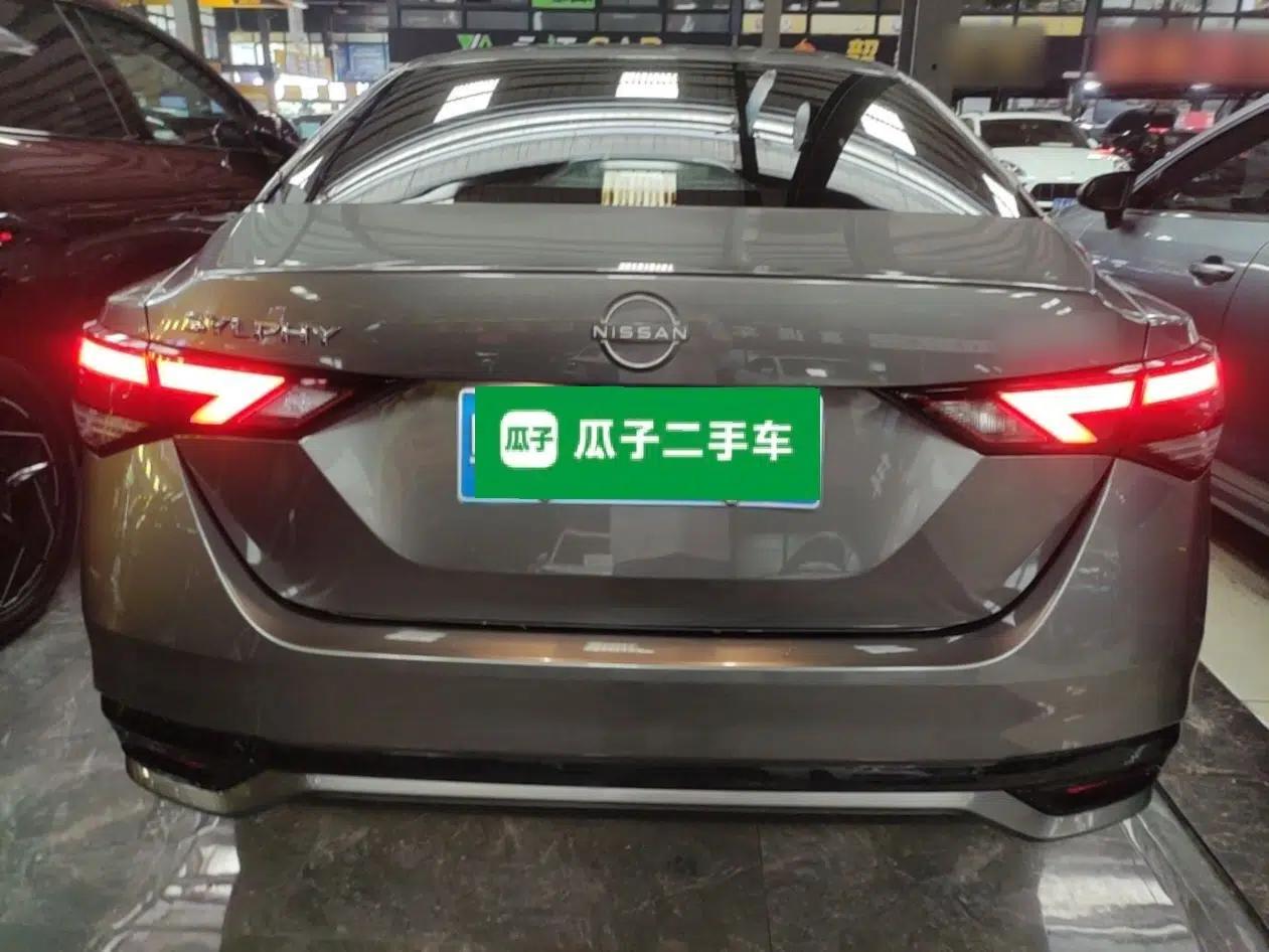 Nissan Sylphy 2023 1.6L CVT Enjoyment Edition — миниатюра 3