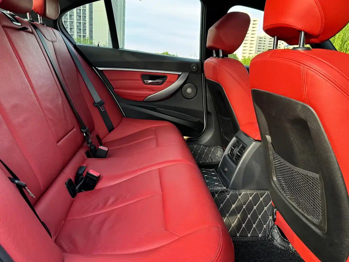 2019 BMW 3 Series 320i M Sport Shadow Edition — миниатюра 8