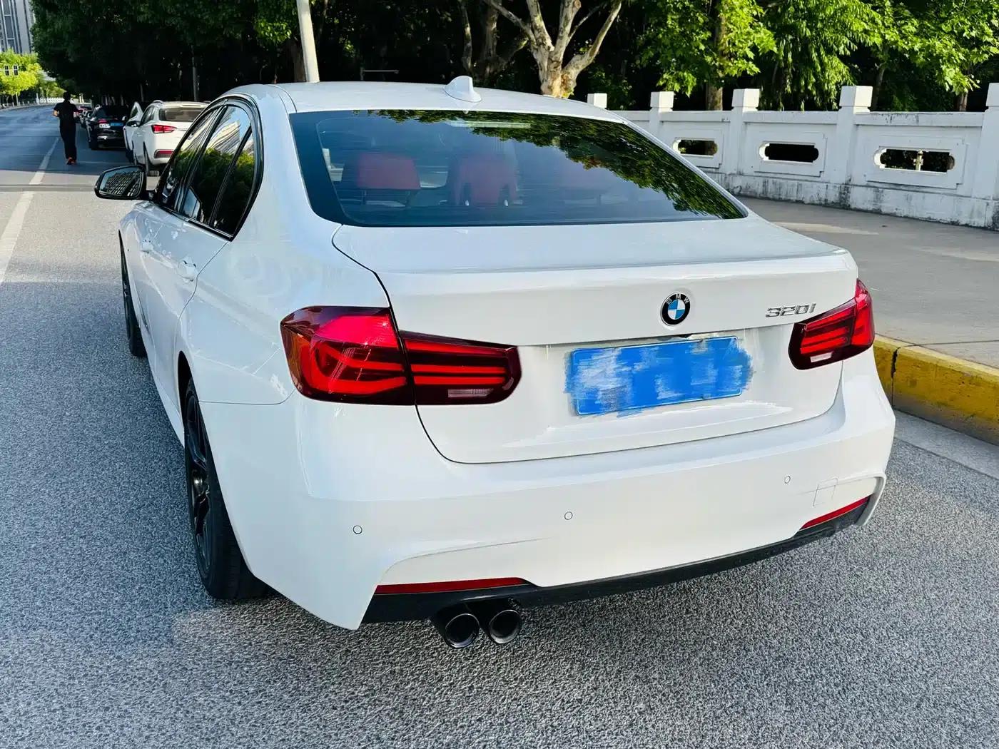 2019 BMW 3 Series 320i M Sport Shadow Edition — миниатюра 9