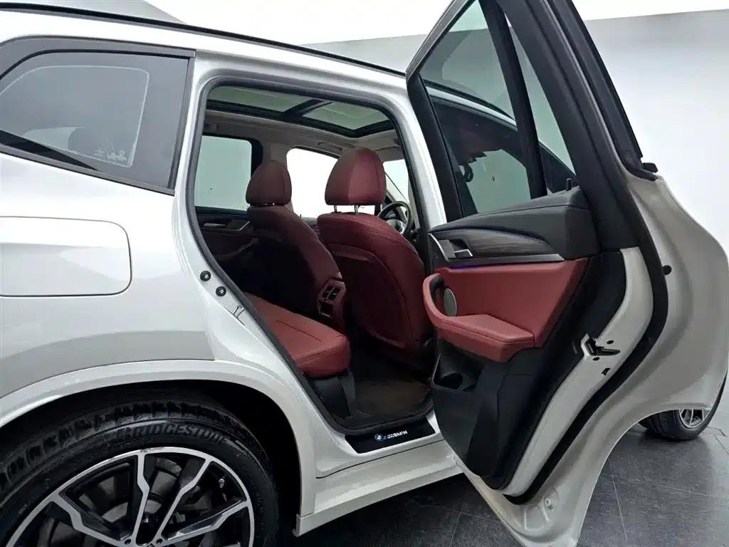BMW X3 2022 xDrive30i Leading Edition M Sport Package — миниатюра 19