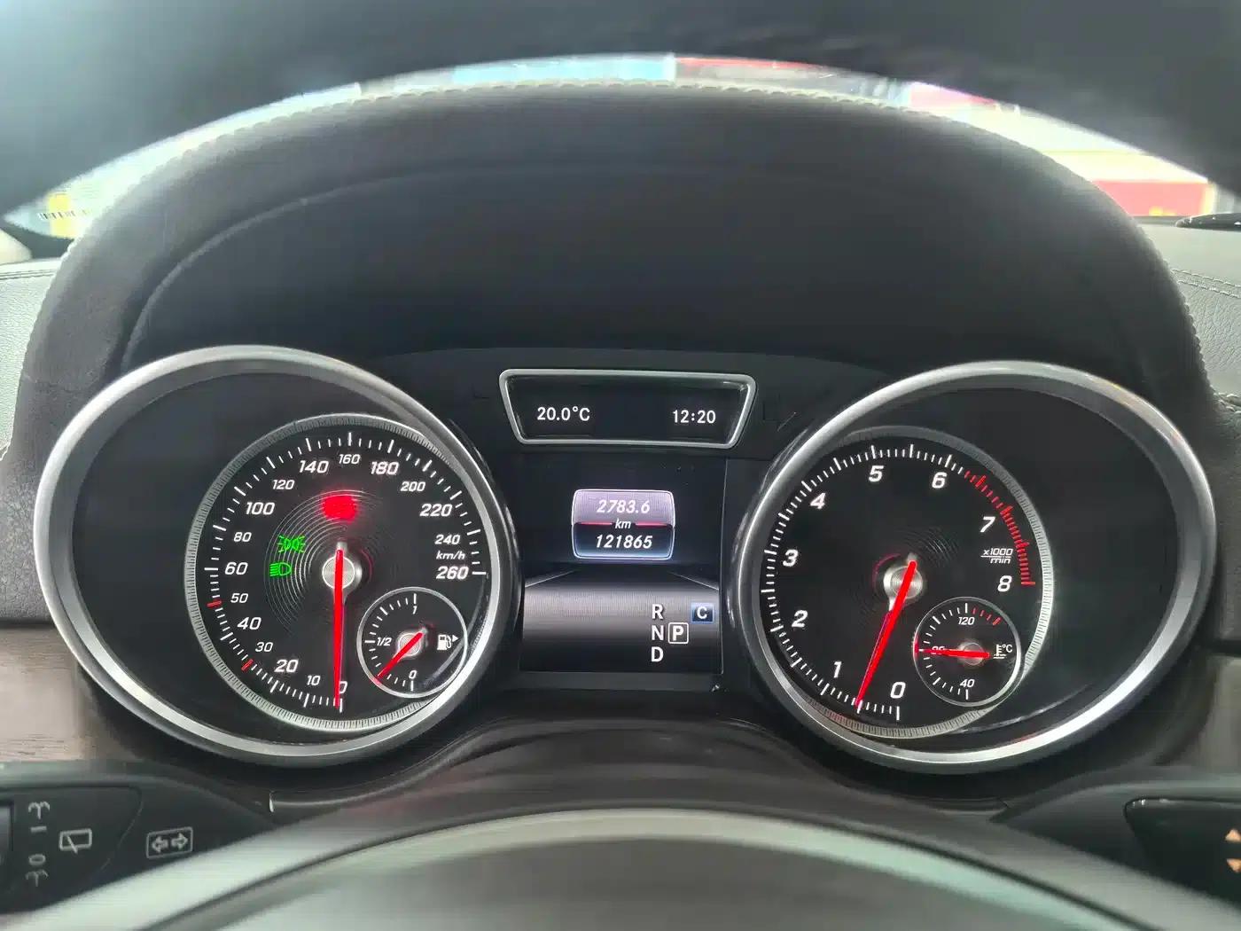 2017 Mercedes-Benz GLE 320 4MATIC Dynamic — миниатюра 19