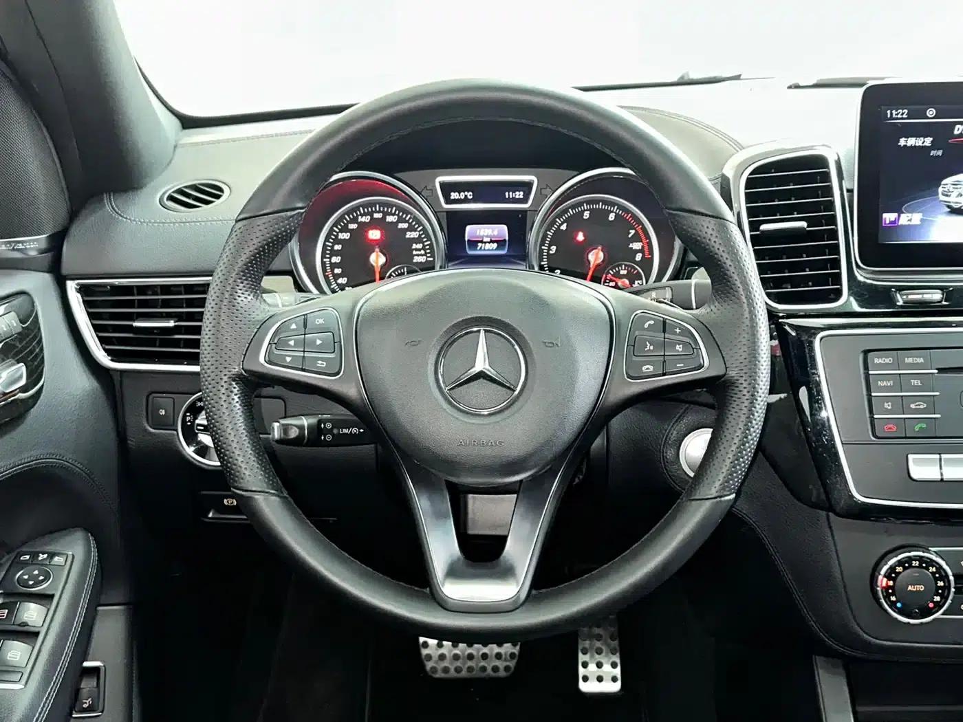 Mercedes-Benz GLE 2019 GLE 400 (Parallel Import) — миниатюра 15